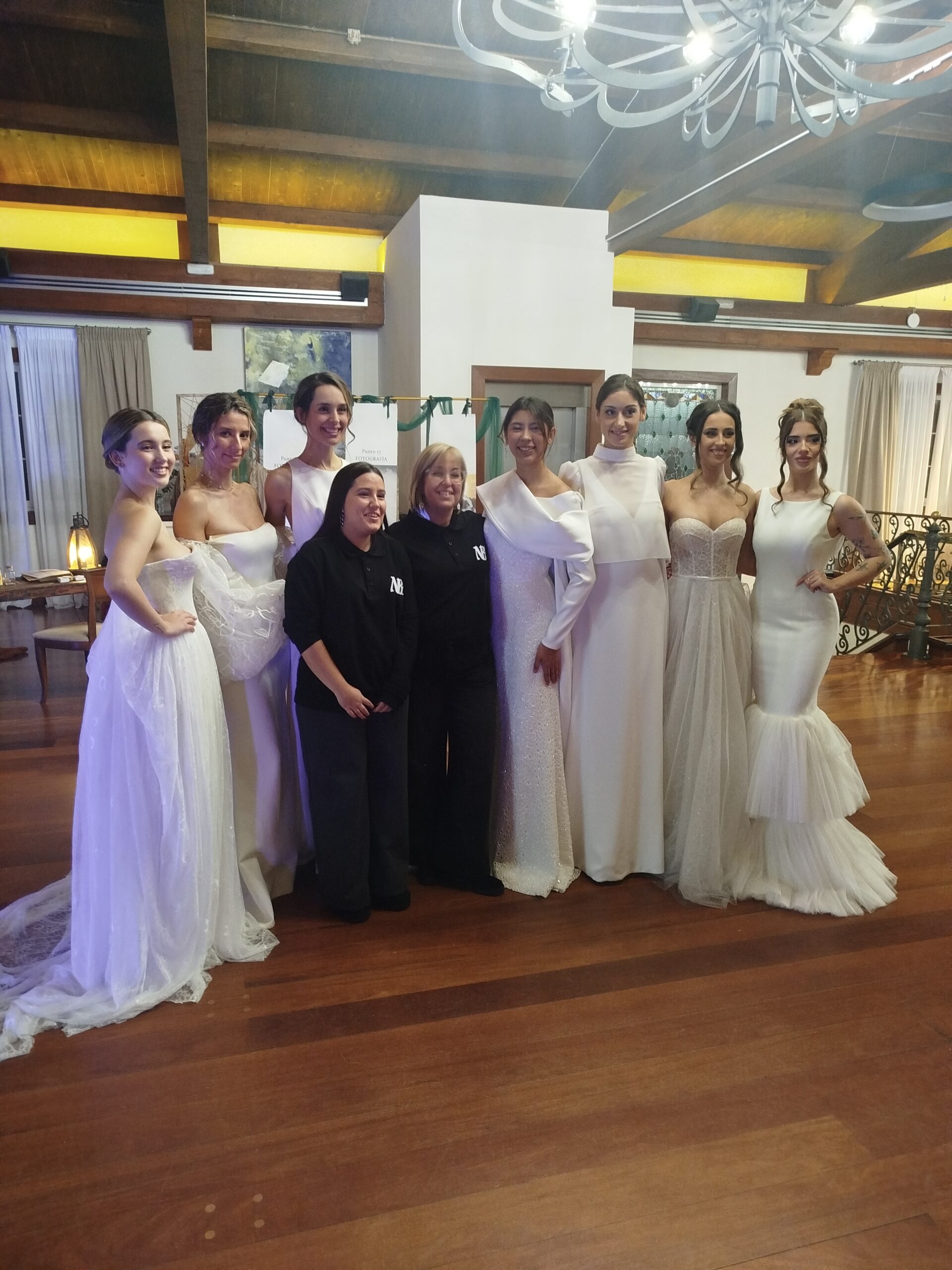 maquillando novia en wedding market
